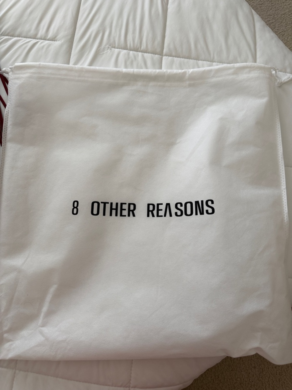 8 Other Reasons Burgundy Fringe Shoulder Bag - Picture 2 of 5